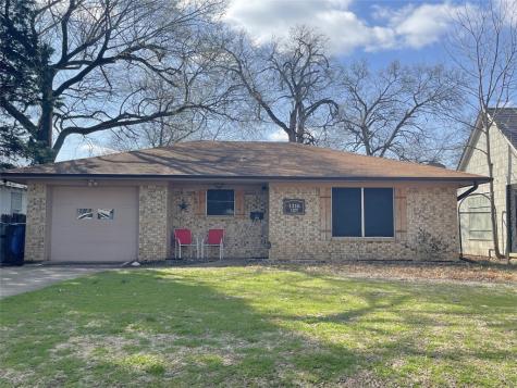 1316 W Bond Street Denison TX 75020