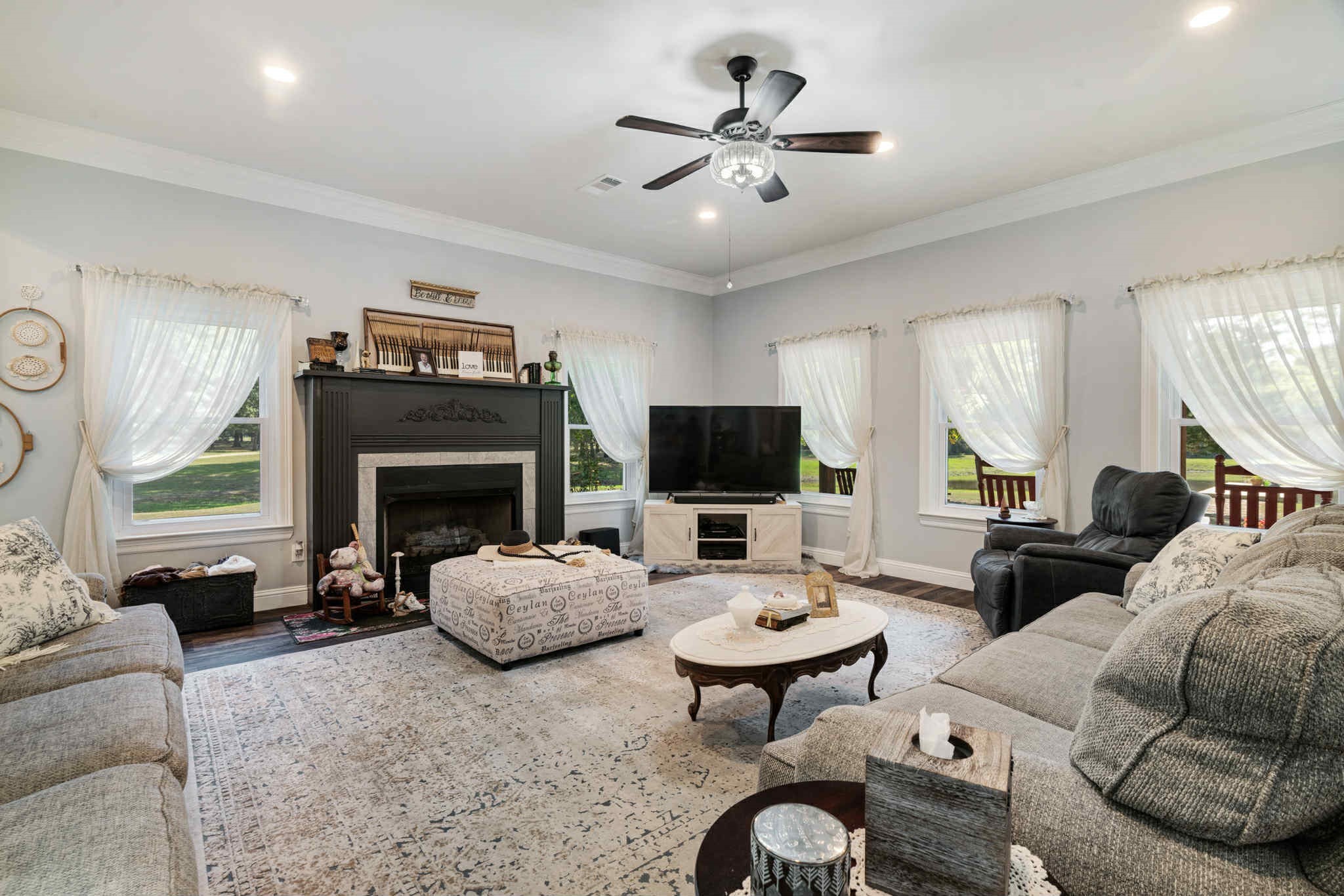 2205 County Road 44600 Blossom TX 75416