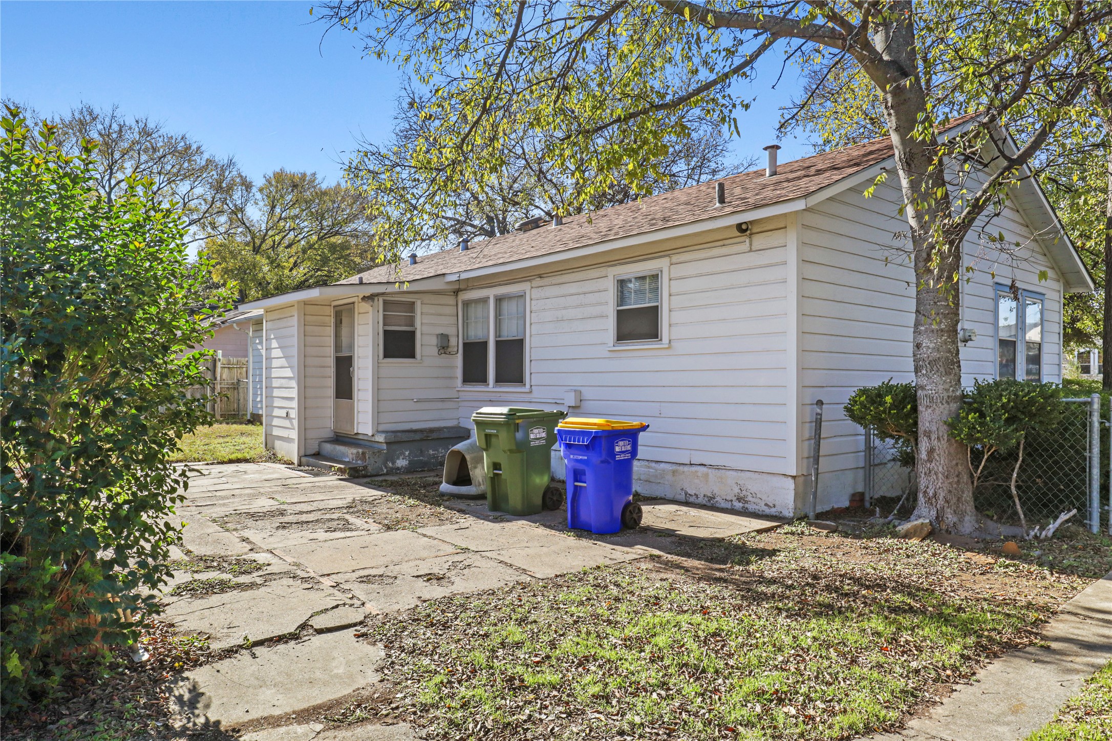 630 Easley Street White Settlement TX 76108
