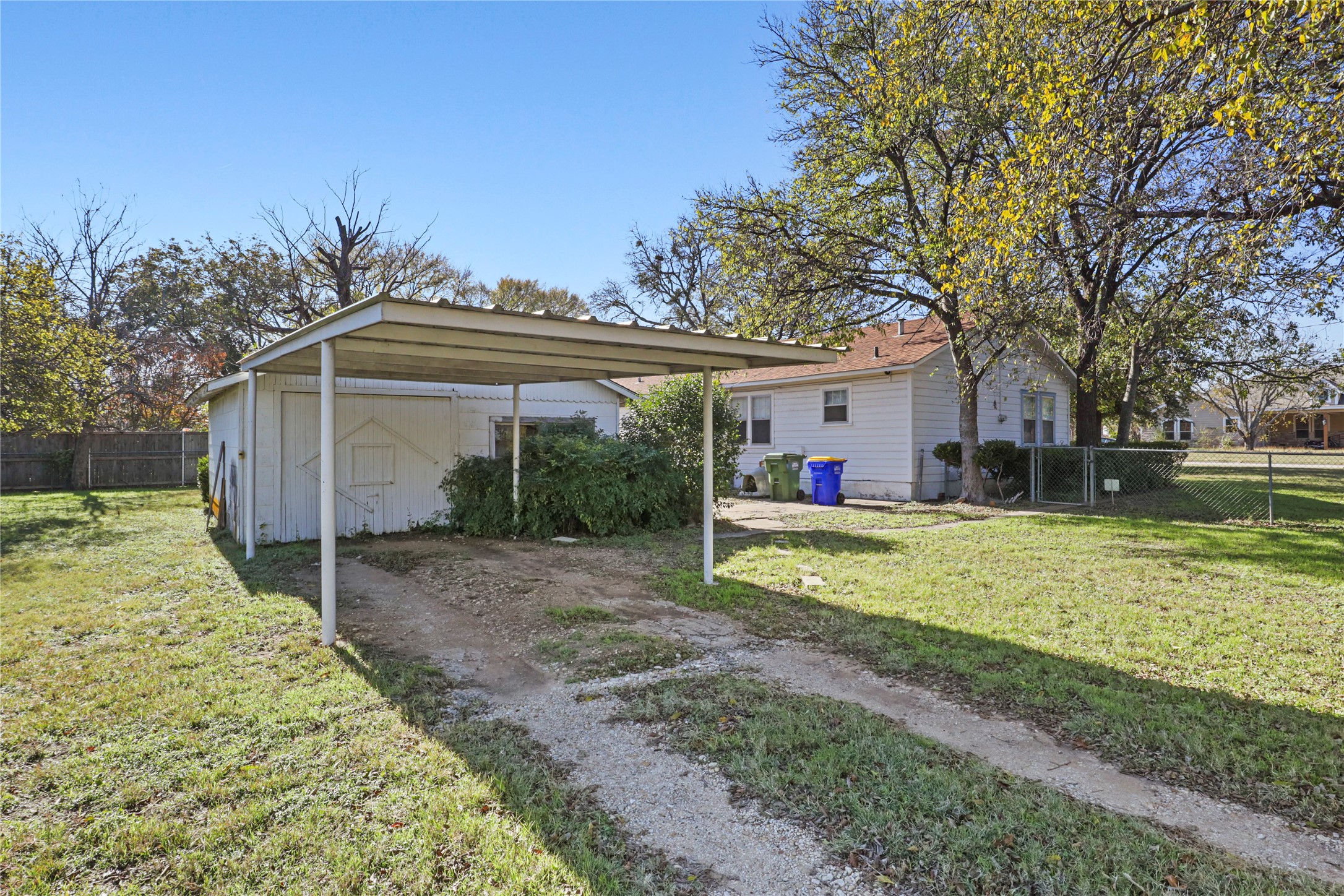 630 Easley Street White Settlement TX 76108