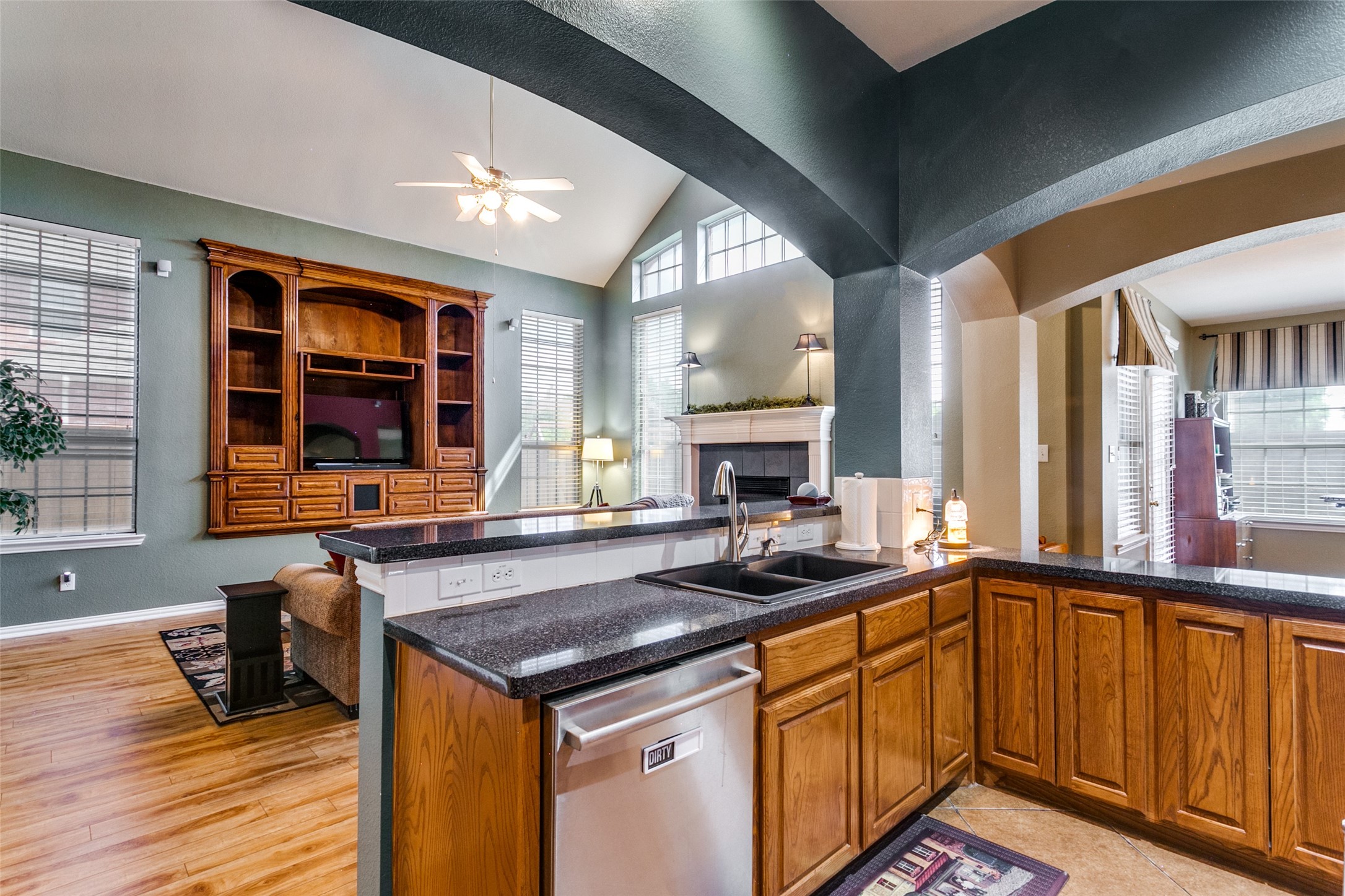 1014 Amesbury Drive Murphy TX 75094