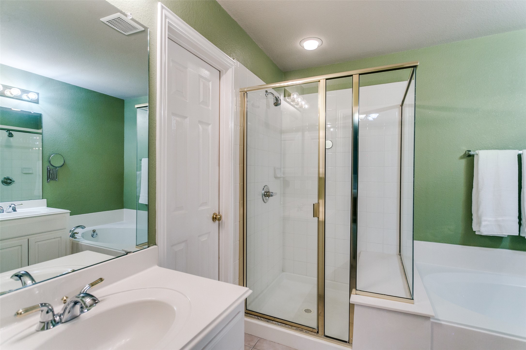 1014 Amesbury Drive Murphy TX 75094