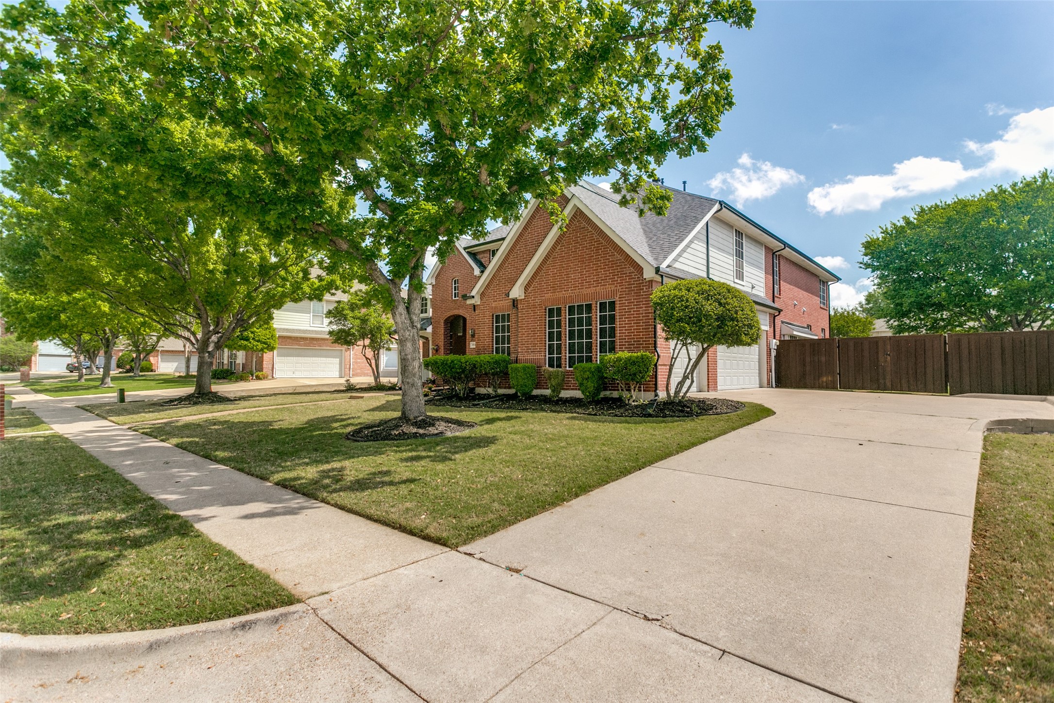 1014 Amesbury Drive Murphy TX 75094