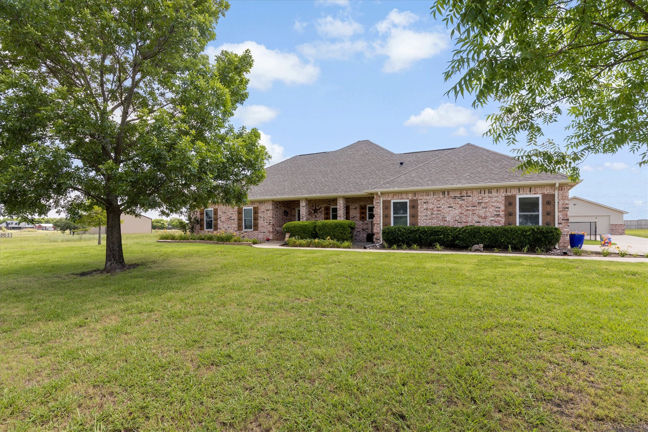 379 Fm 981 Leonard TX 75452