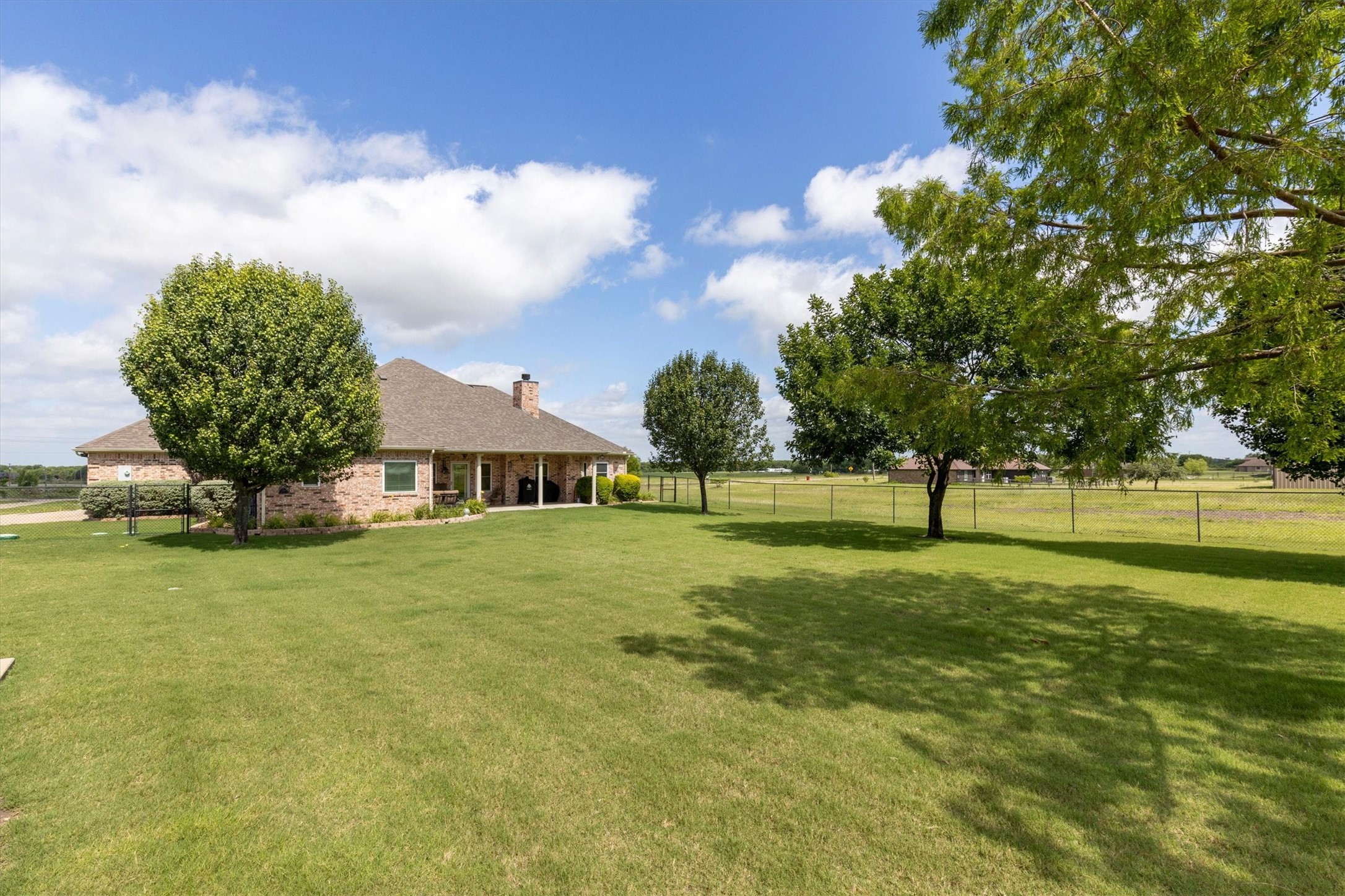 379 Fm 981 Leonard TX 75452