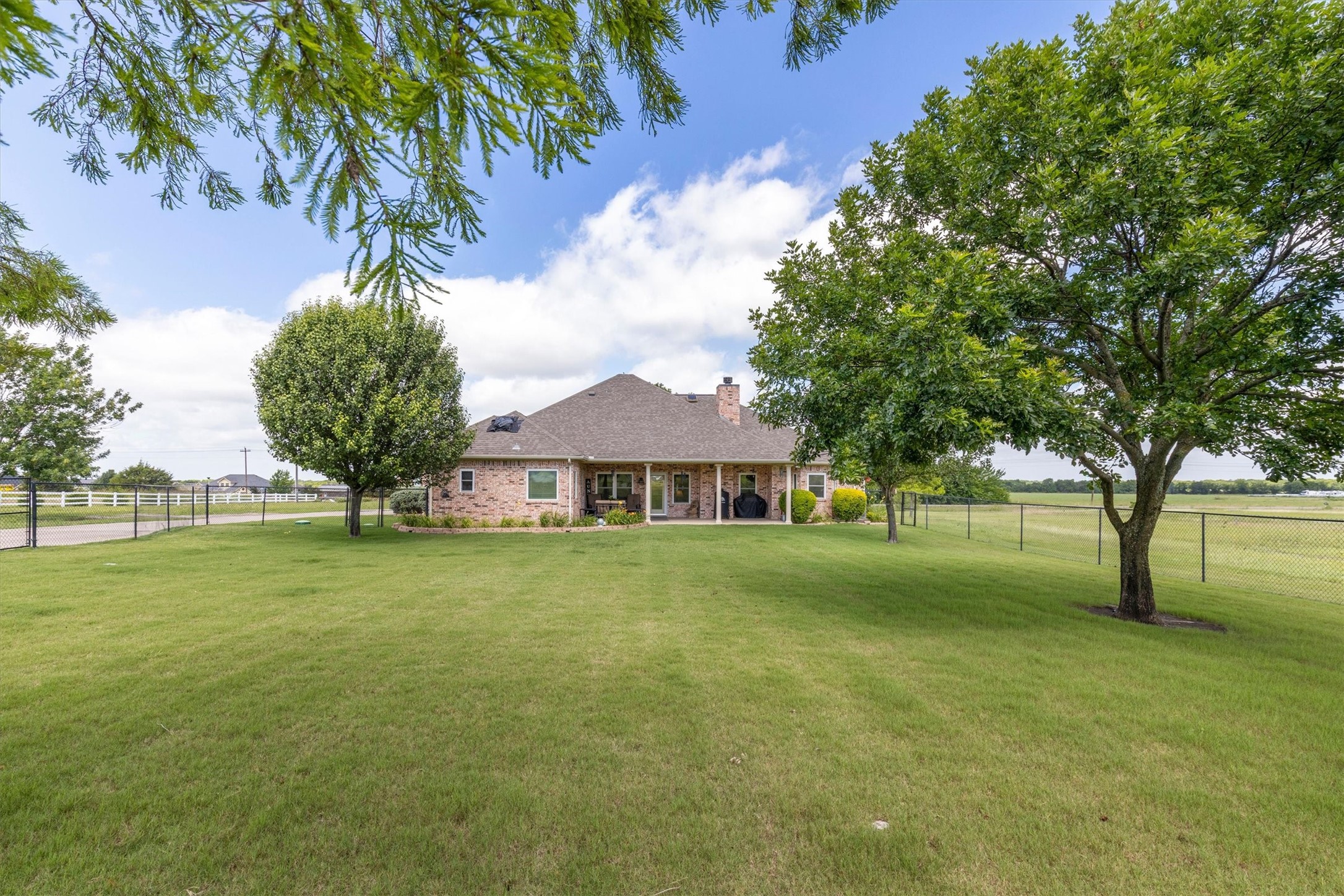 379 Fm 981 Leonard TX 75452