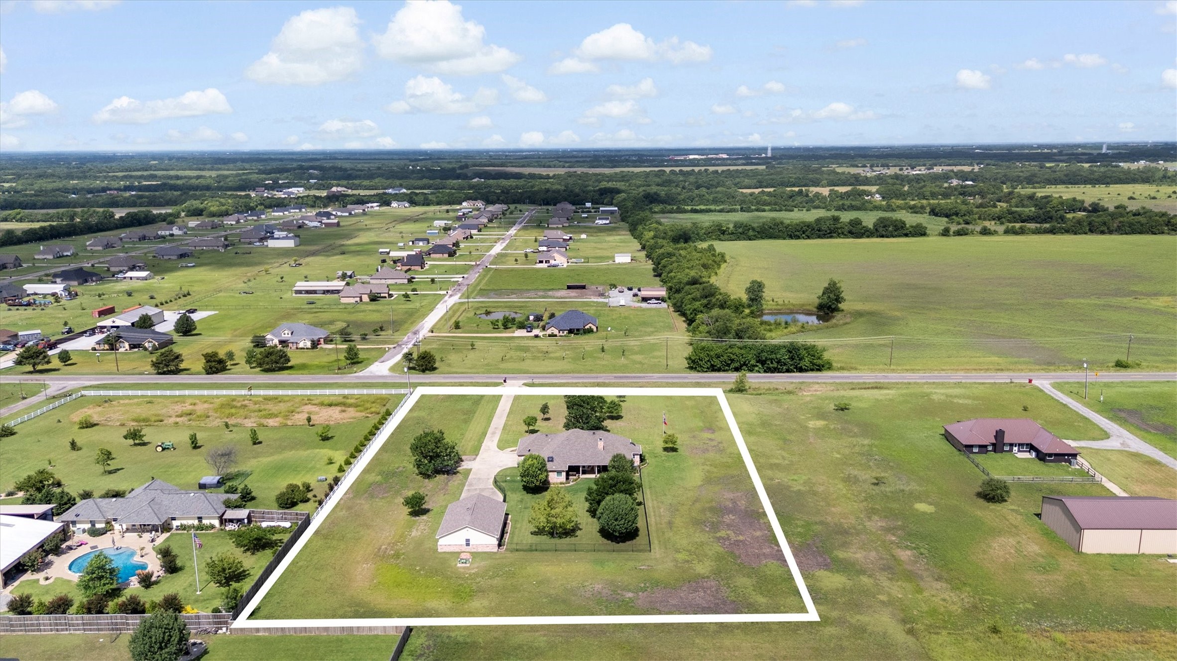 379 Fm 981 Leonard TX 75452