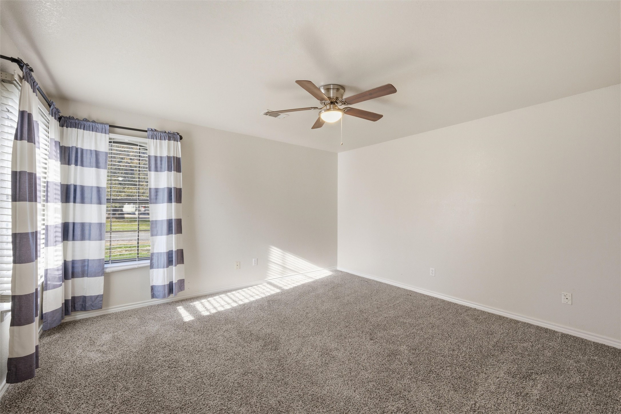 1211 Overlook Court Whitney TX 76692