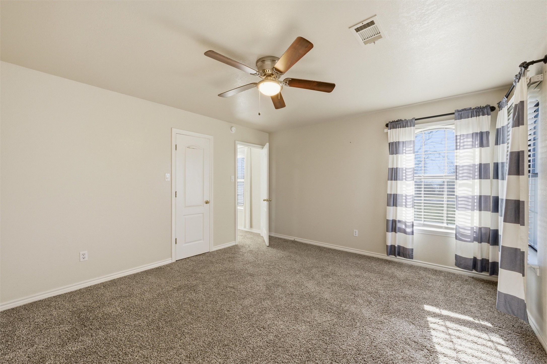1211 Overlook Court Whitney TX 76692