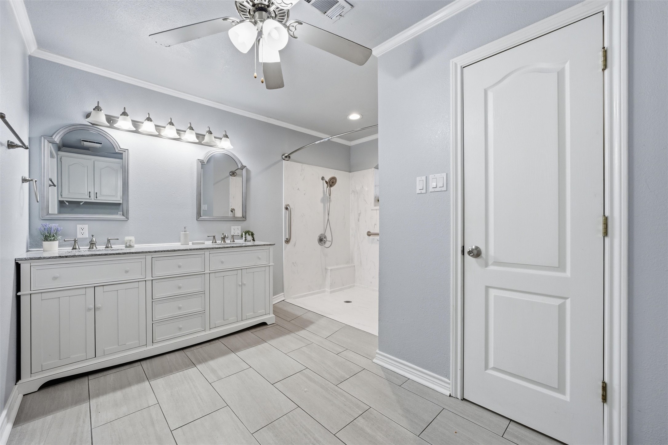 1211 Overlook Court Whitney TX 76692