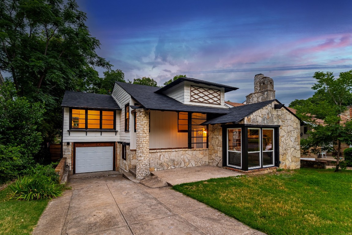 427 N Oak Cliff Boulevard Dallas TX 75208
