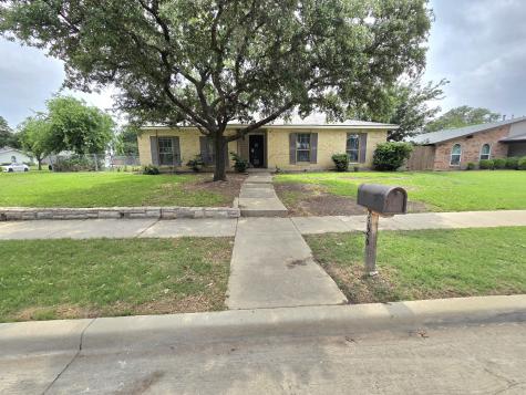 3126 Oak Hill Road Carrollton TX 75007