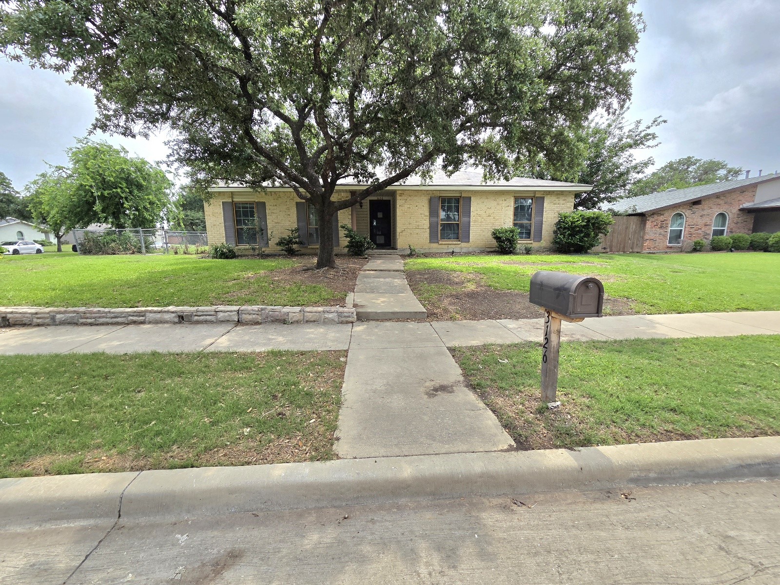 3126 Oak Hill Road Carrollton TX 75007