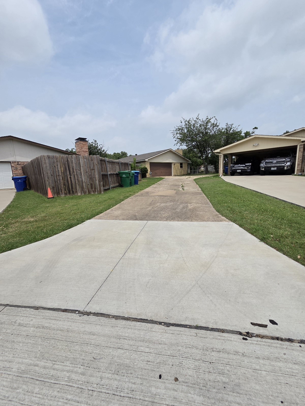 3126 Oak Hill Road Carrollton TX 75007