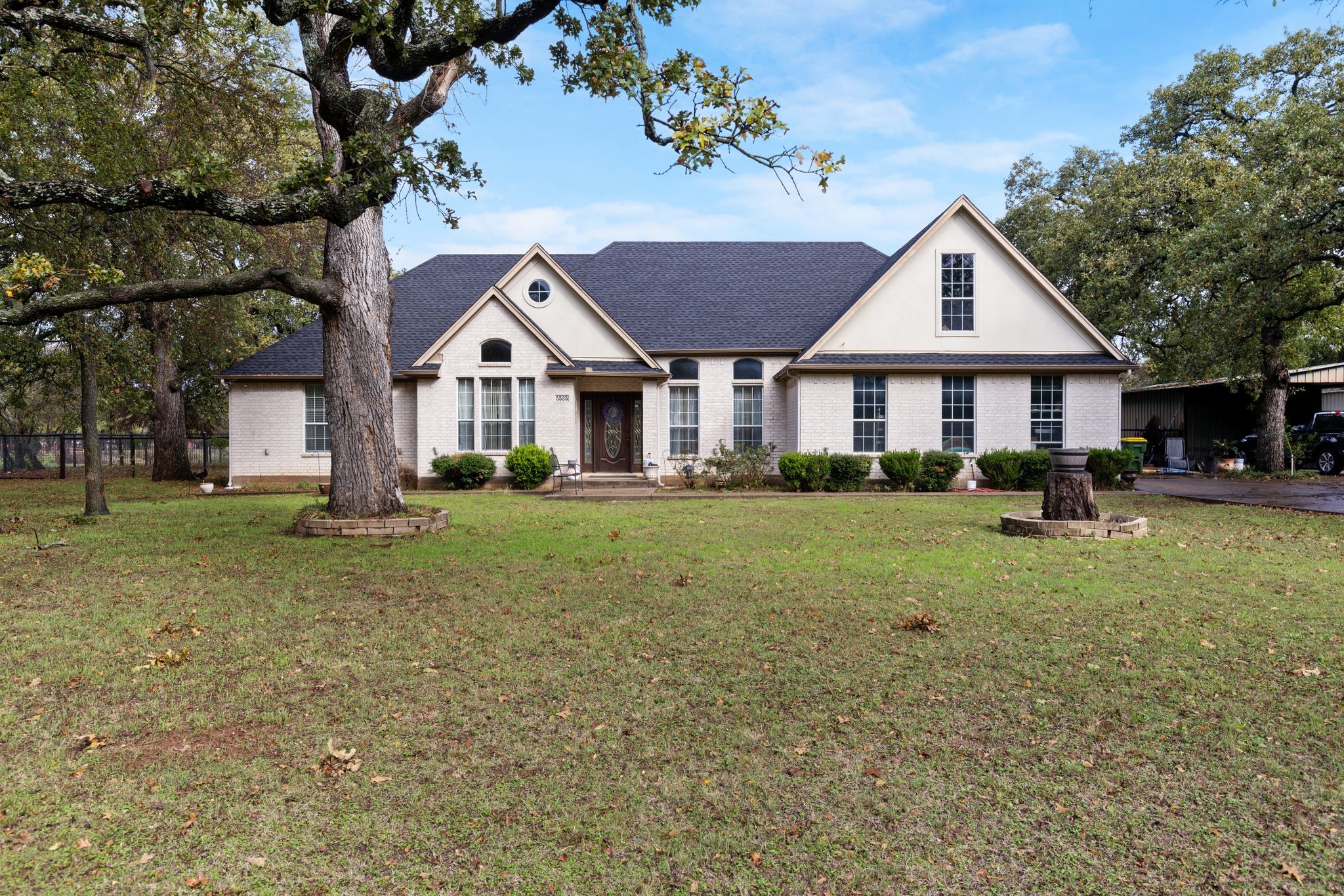 5535 Whispering Oaks Lane Fort Worth TX 76140