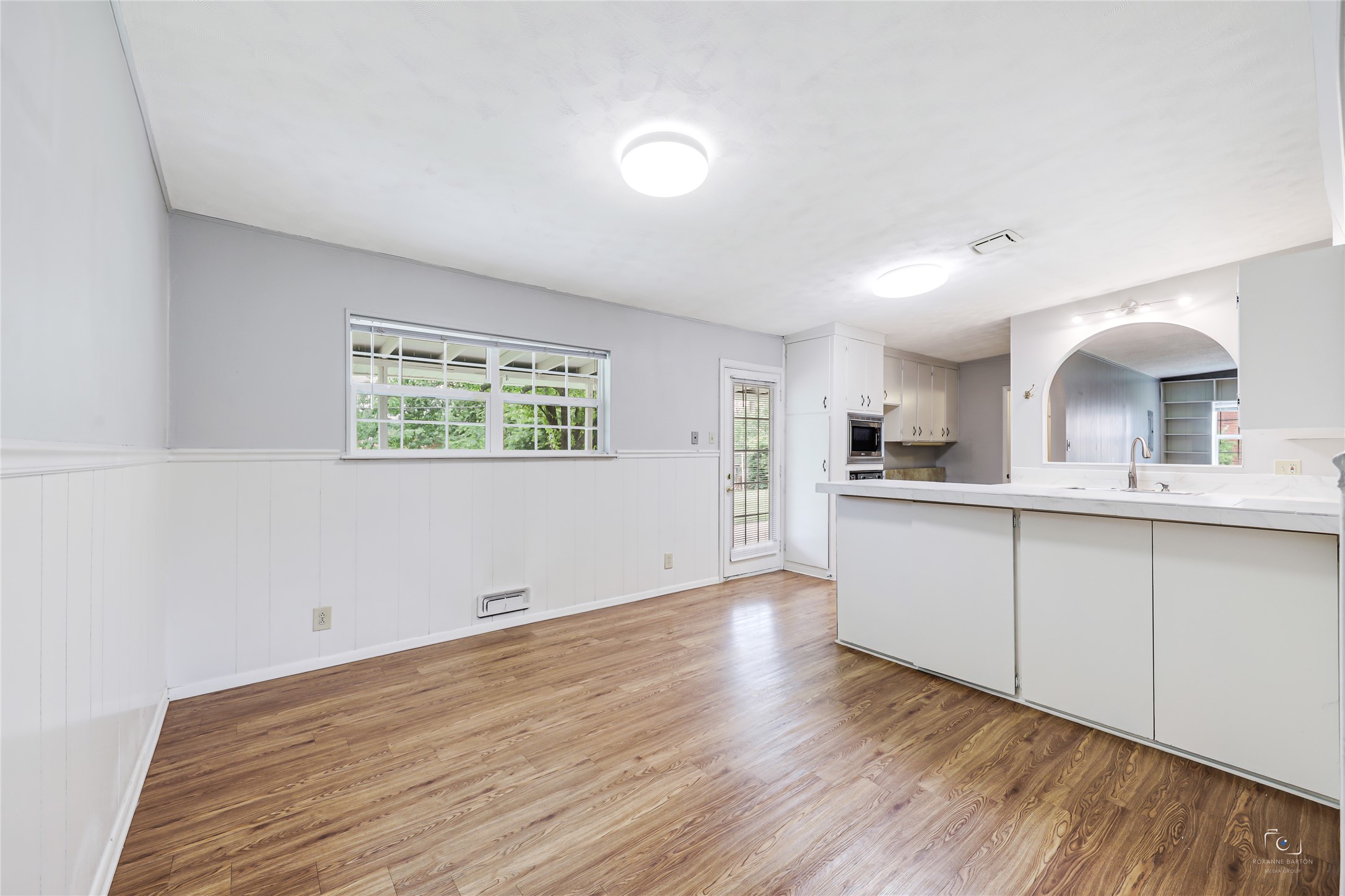 8033 Pinewood Drive Benbrook TX 76116