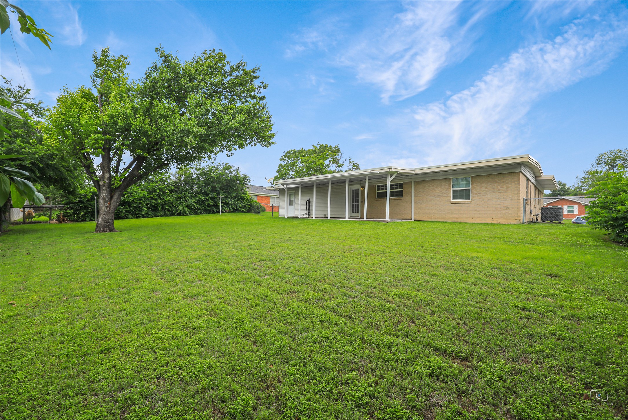 8033 Pinewood Drive Benbrook TX 76116