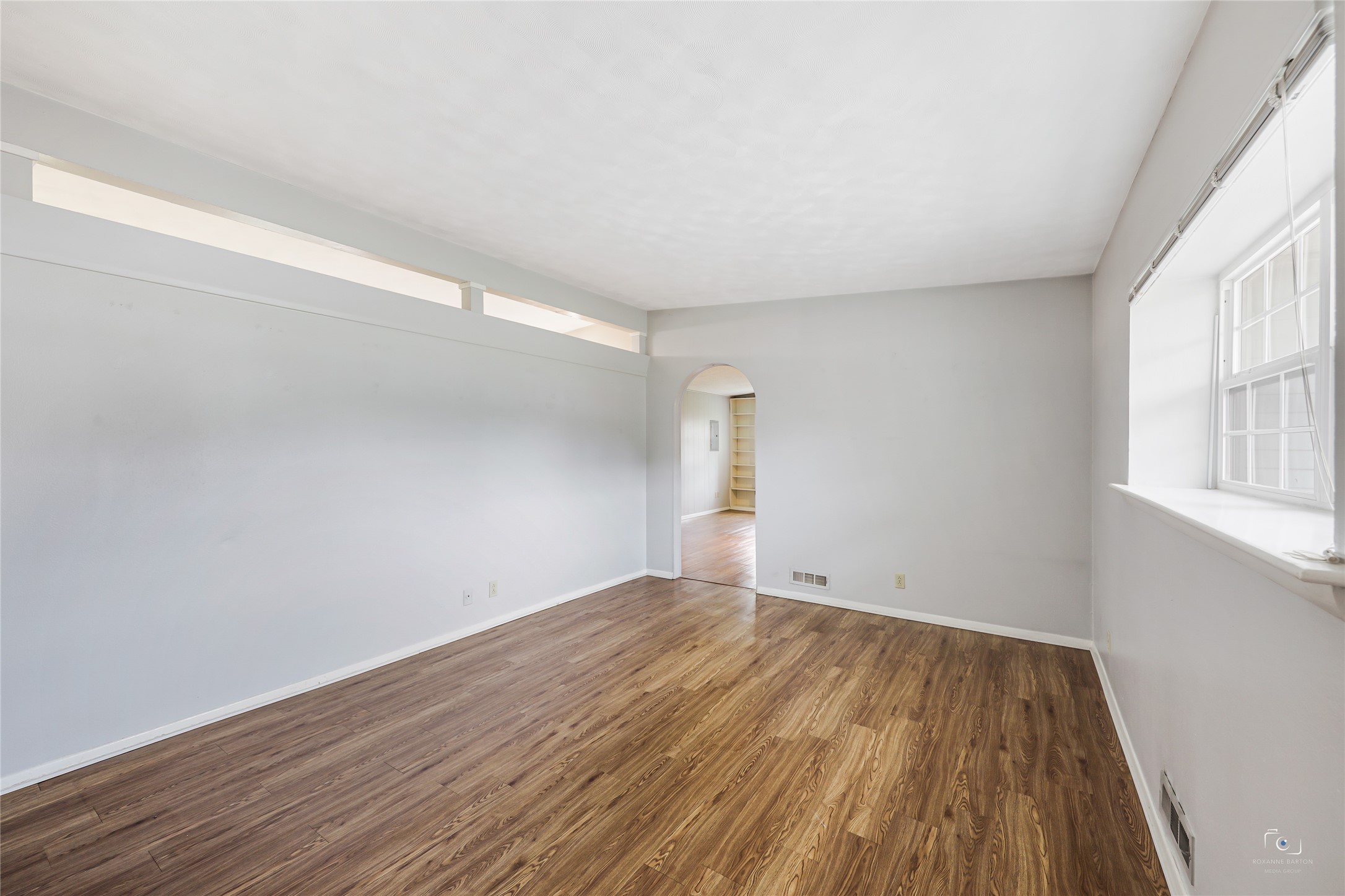 8033 Pinewood Drive Benbrook TX 76116