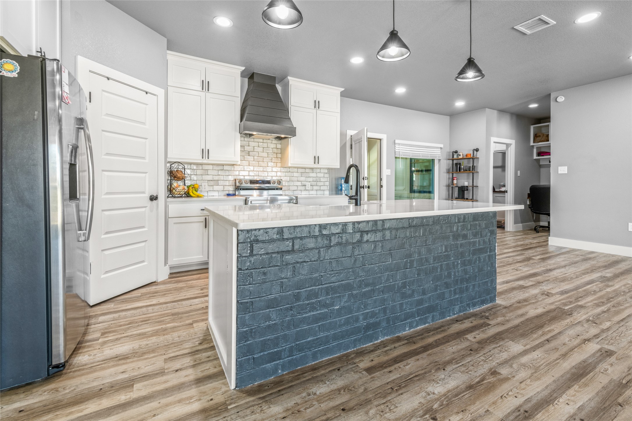 5130 Pr 3523 Hawley TX 79525