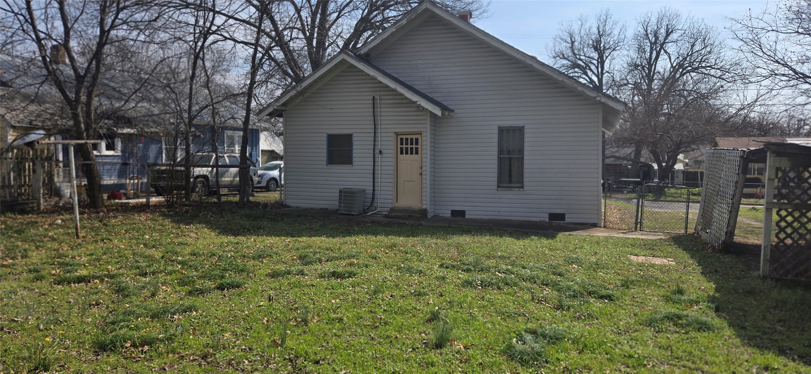 215 Bell Street Gainesville TX 76240