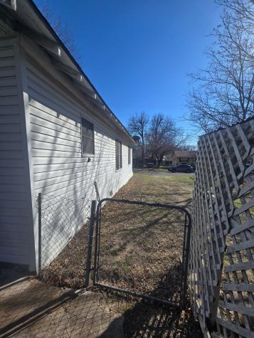 215 Bell Street Gainesville TX 76240
