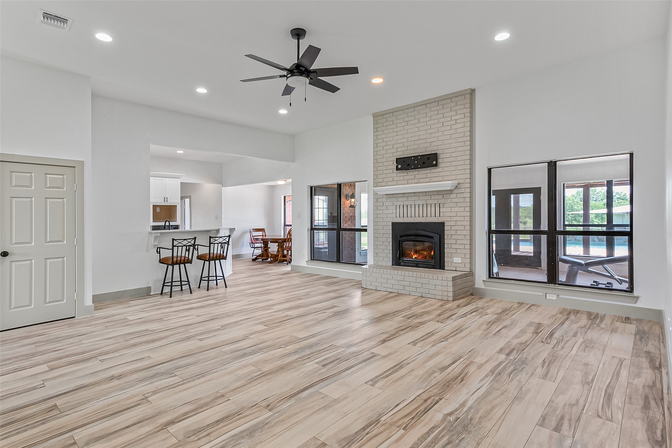 601 County Road 3525 Paradise TX 76073