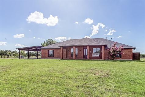 601 County Road 3525 Paradise TX 76073