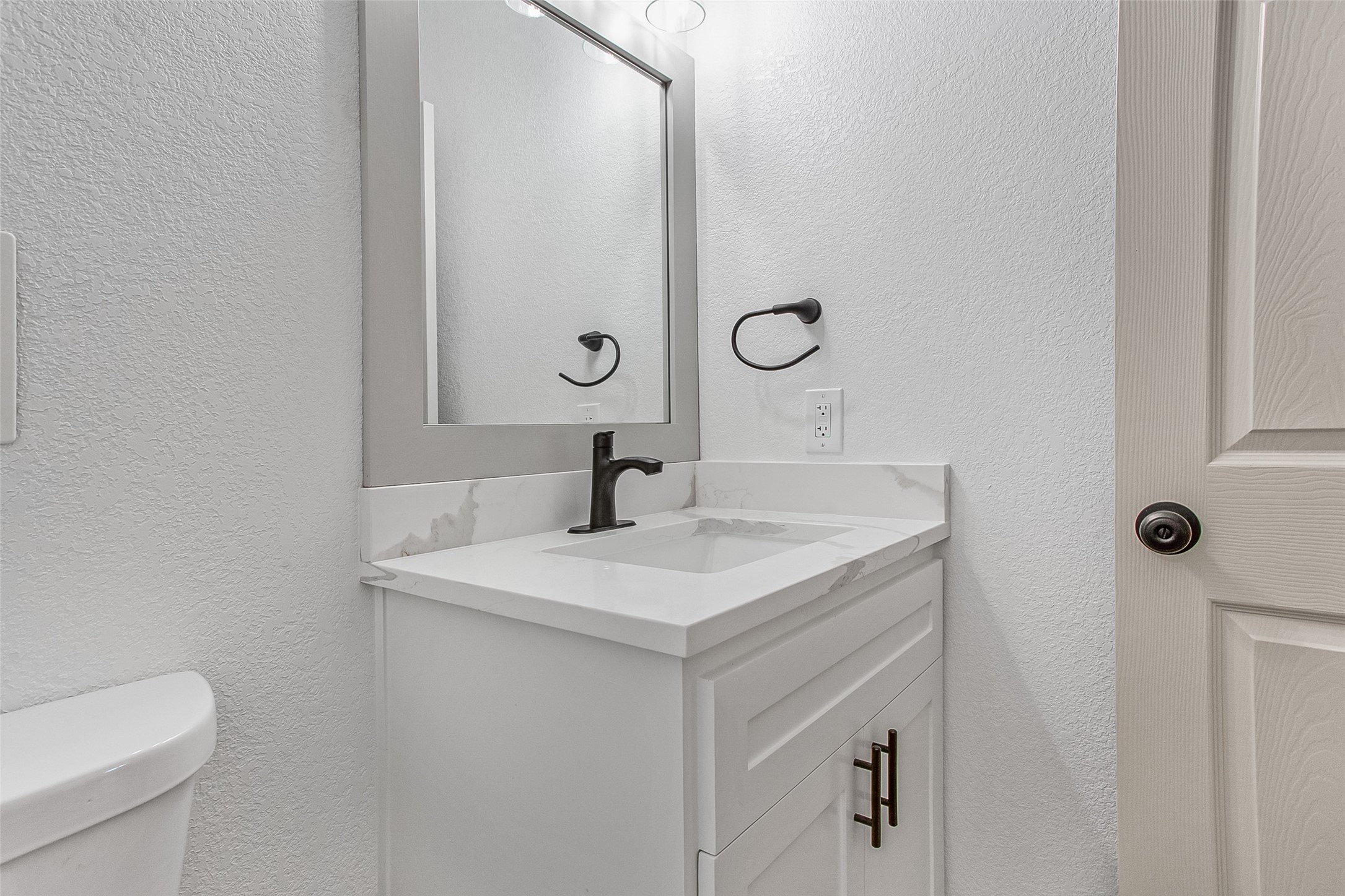 601 County Road 3525 Paradise TX 76073