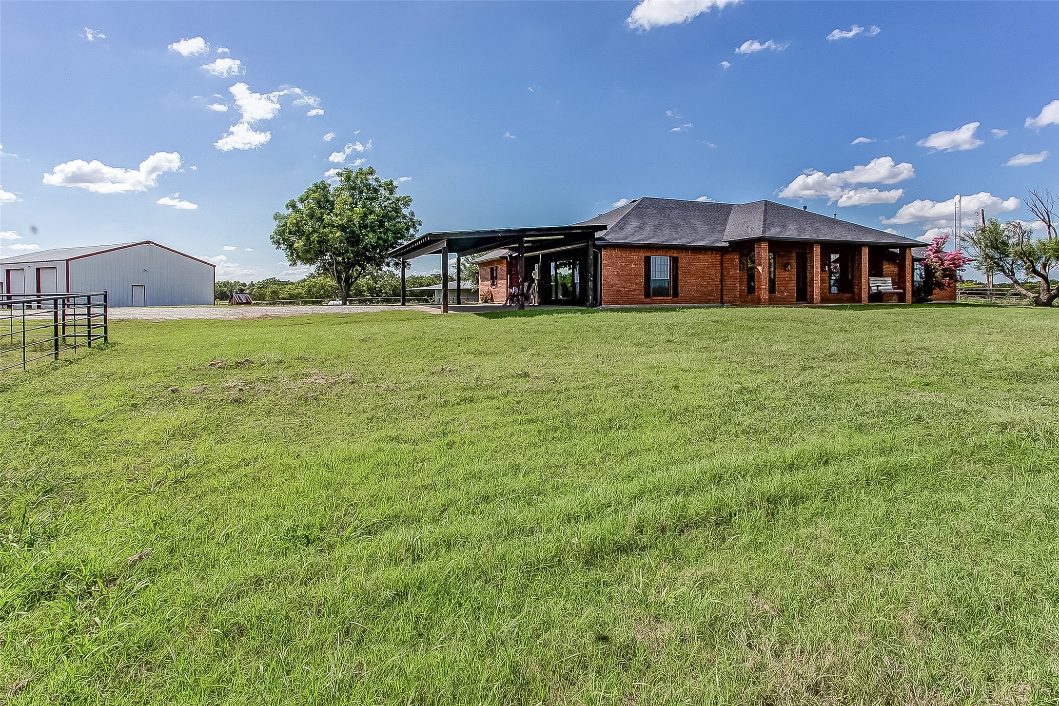 601 County Road 3525 Paradise TX 76073