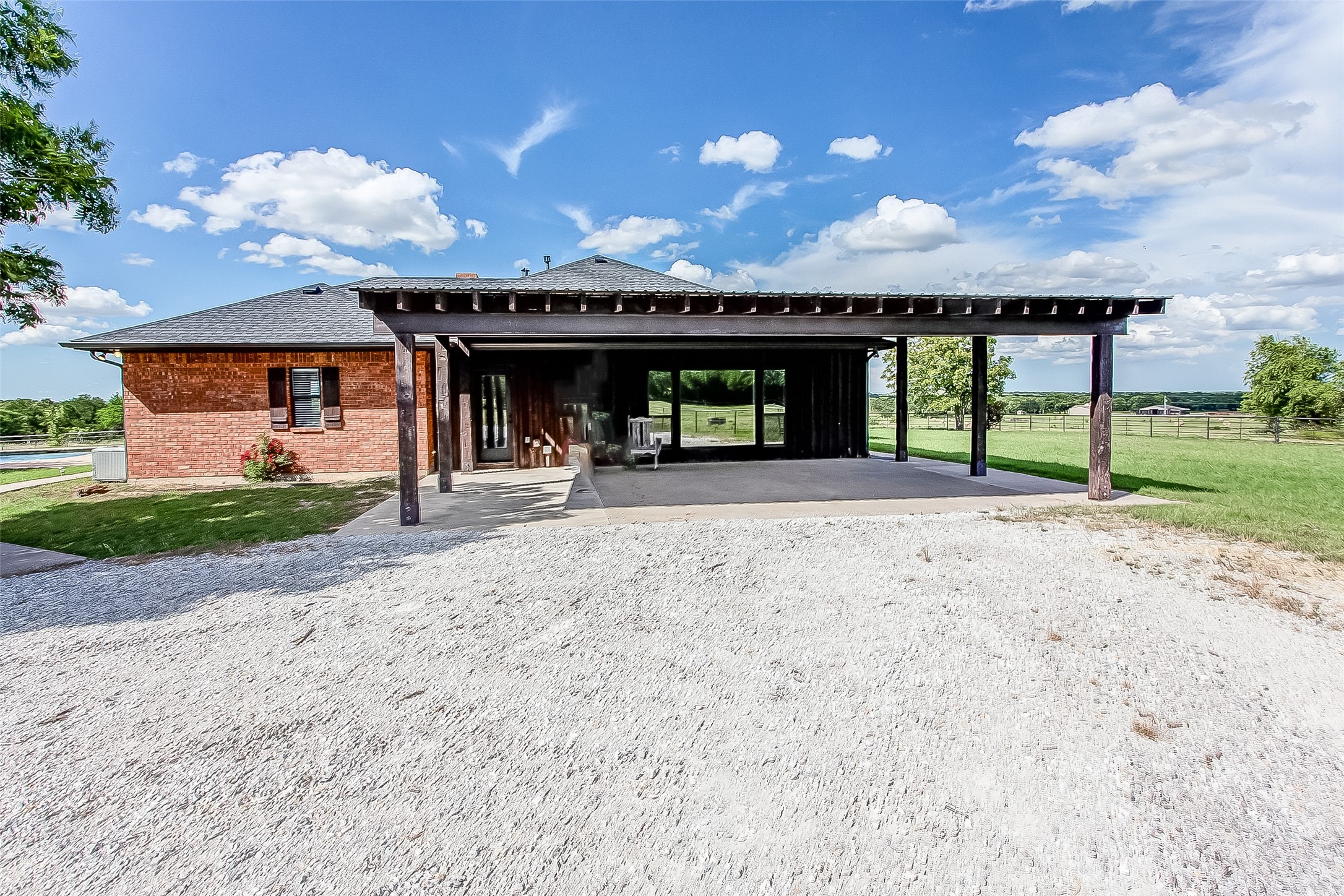 601 County Road 3525 Paradise TX 76073