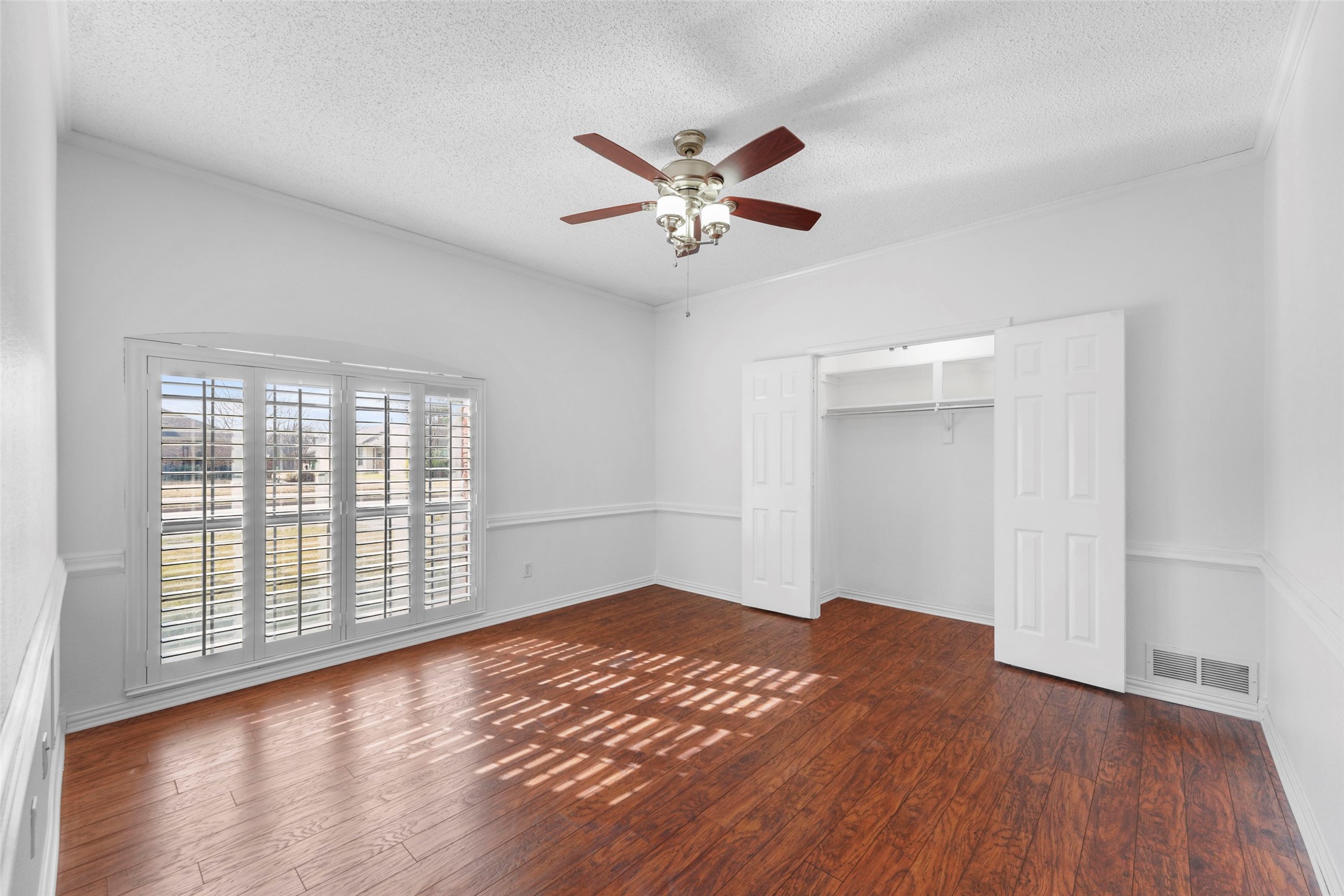6018 Raleigh Drive Garland TX 75044