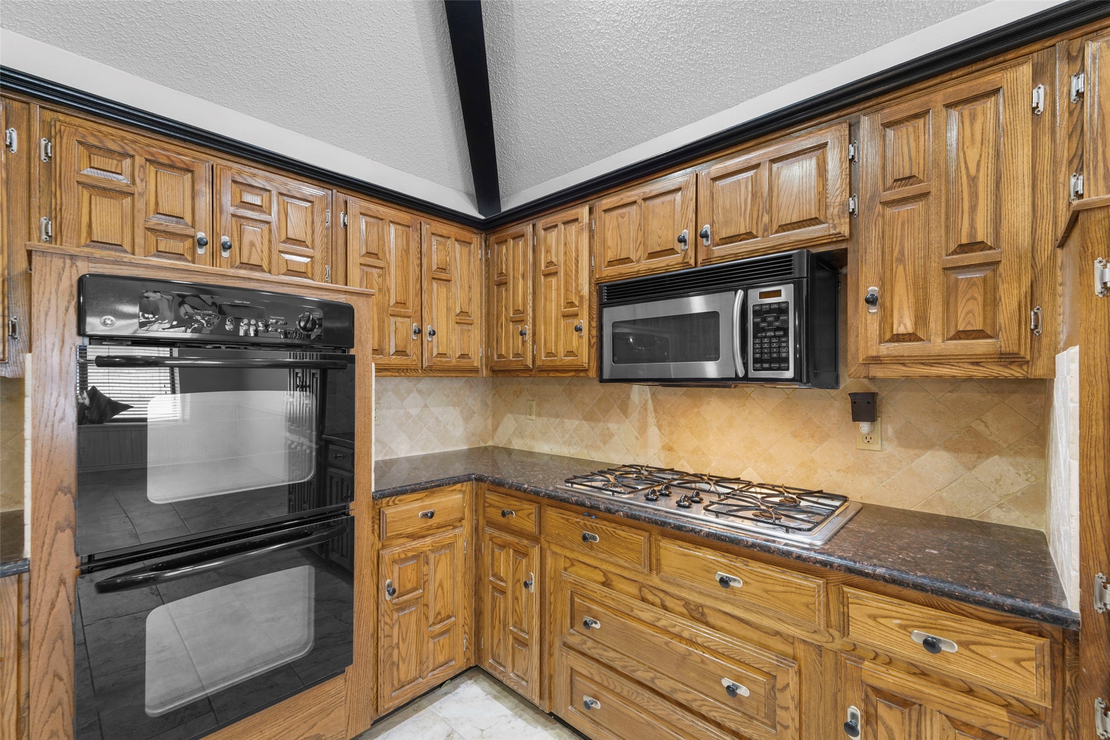 6018 Raleigh Drive Garland TX 75044