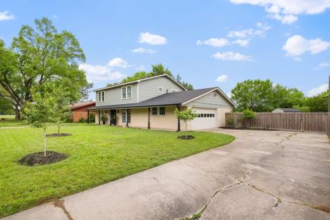 1406 Greenbrier Drive Sherman TX 75092