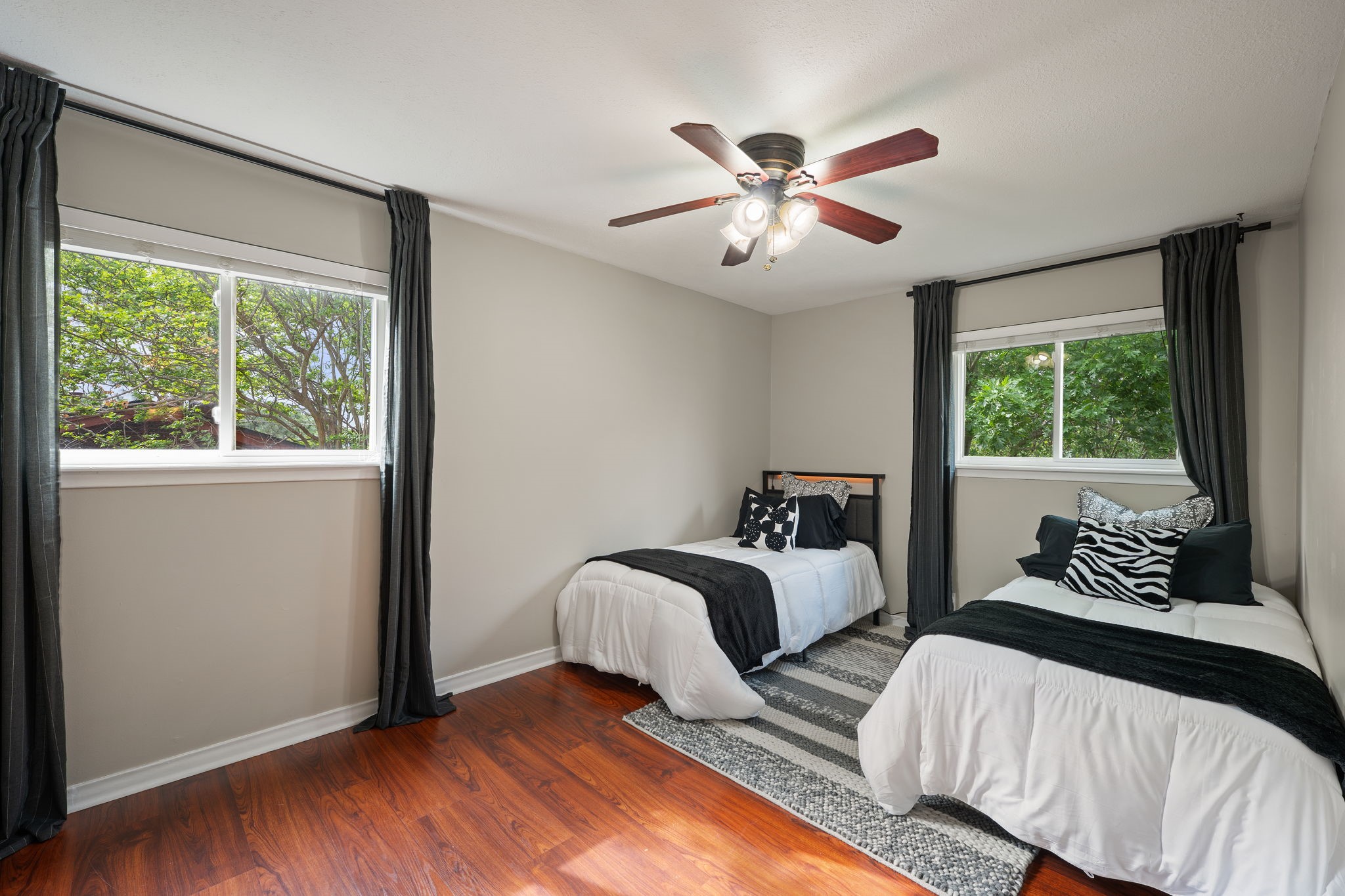1406 Greenbrier Drive Sherman TX 75092