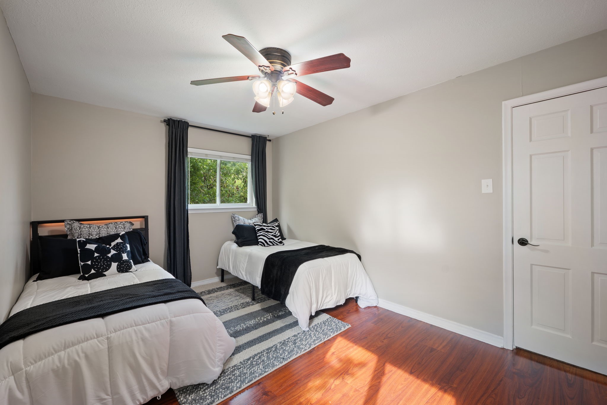 1406 Greenbrier Drive Sherman TX 75092