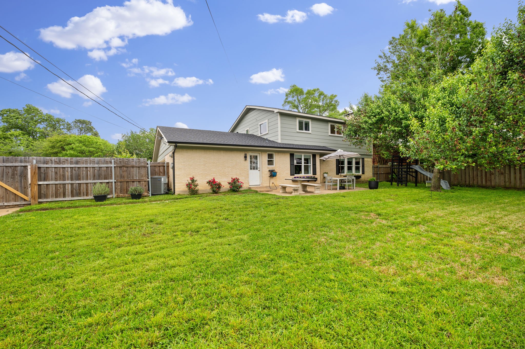 1406 Greenbrier Drive Sherman TX 75092