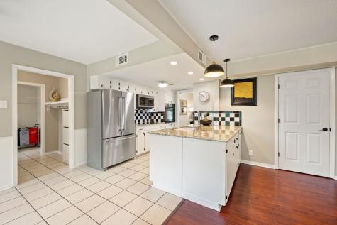 1406 Greenbrier Drive Sherman TX 75092