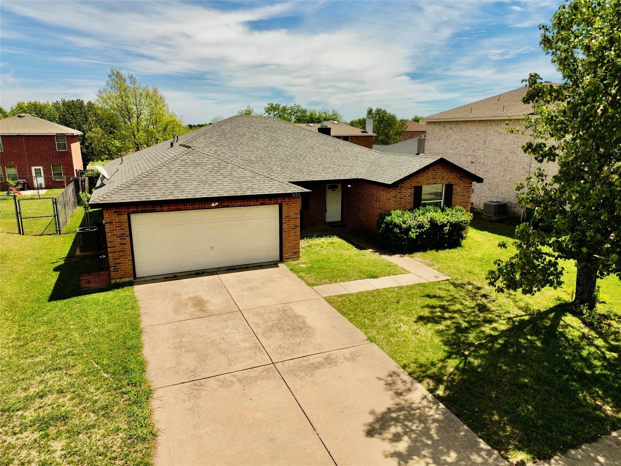 925 Brooks Drive Cedar Hill TX 75104