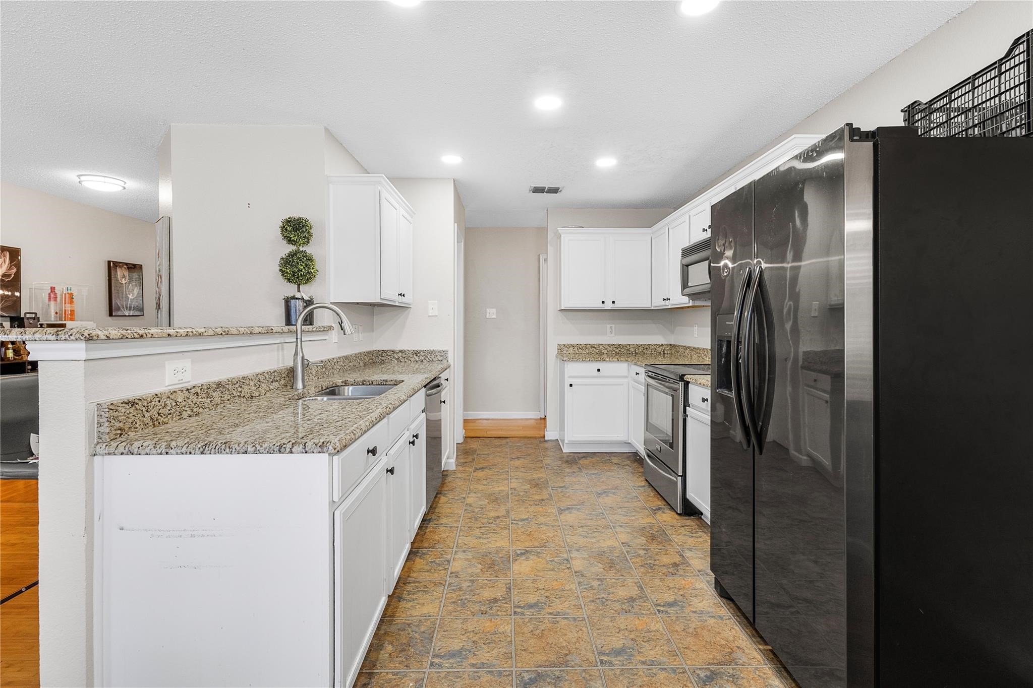925 Brooks Drive Cedar Hill TX 75104