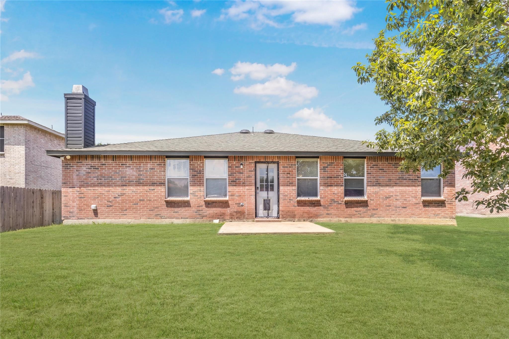 925 Brooks Drive Cedar Hill TX 75104