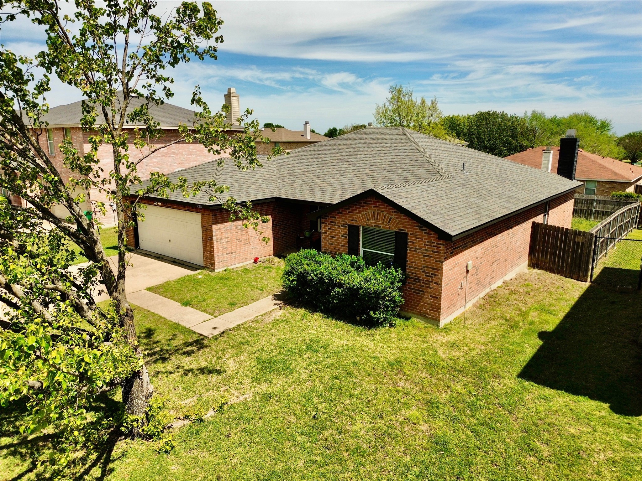 925 Brooks Drive Cedar Hill TX 75104