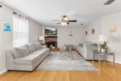 925 Brooks Drive Cedar Hill TX 75104