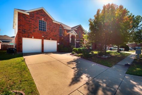 4316 Sleepy Glen Drive Grand Prairie TX 75052