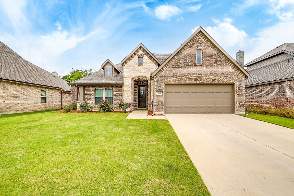 305 Prairie Oak Court Burleson TX 76028