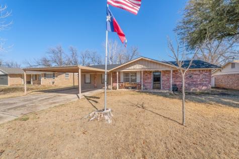 2404 14th Street Brownwood TX 76801