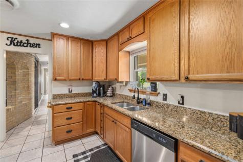102 Lori Lane Brownwood TX 76801