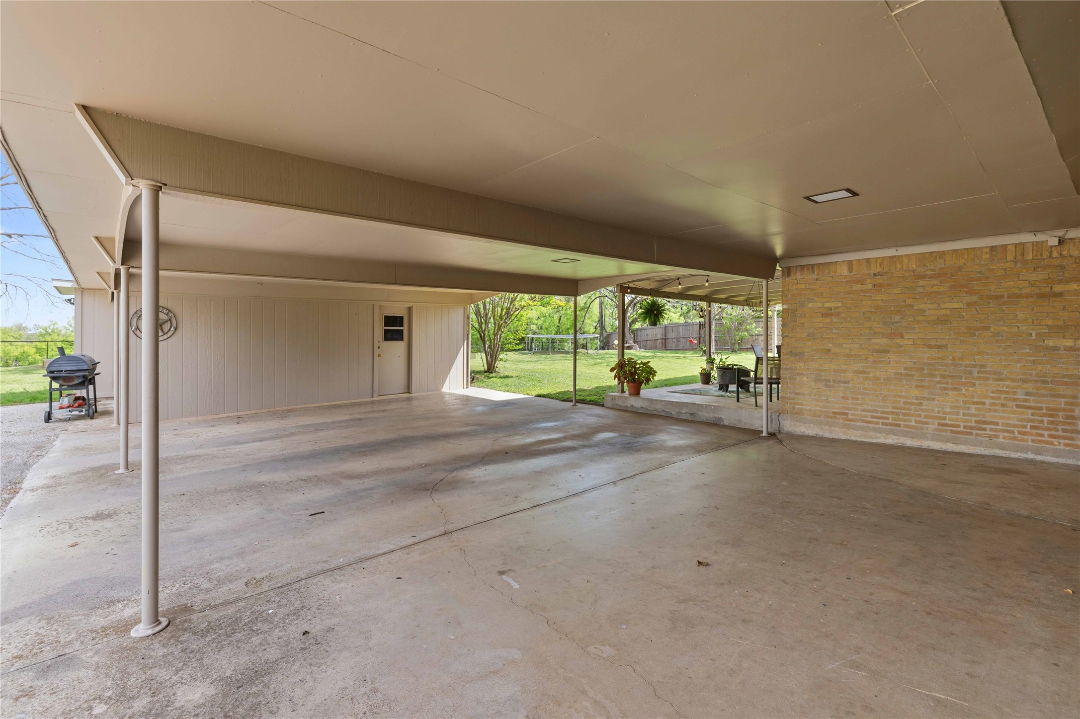 102 Lori Lane Brownwood TX 76801