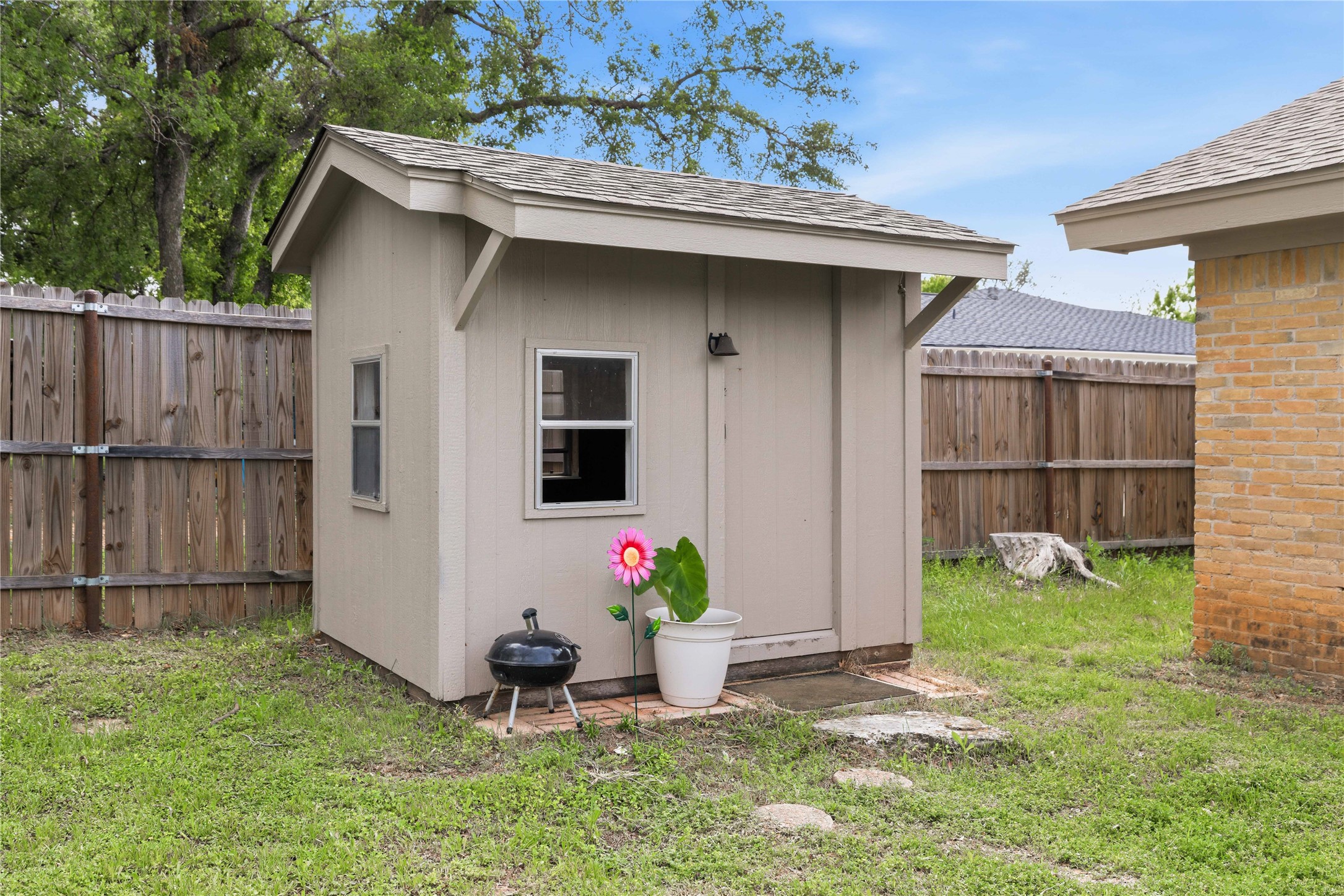 102 Lori Lane Brownwood TX 76801