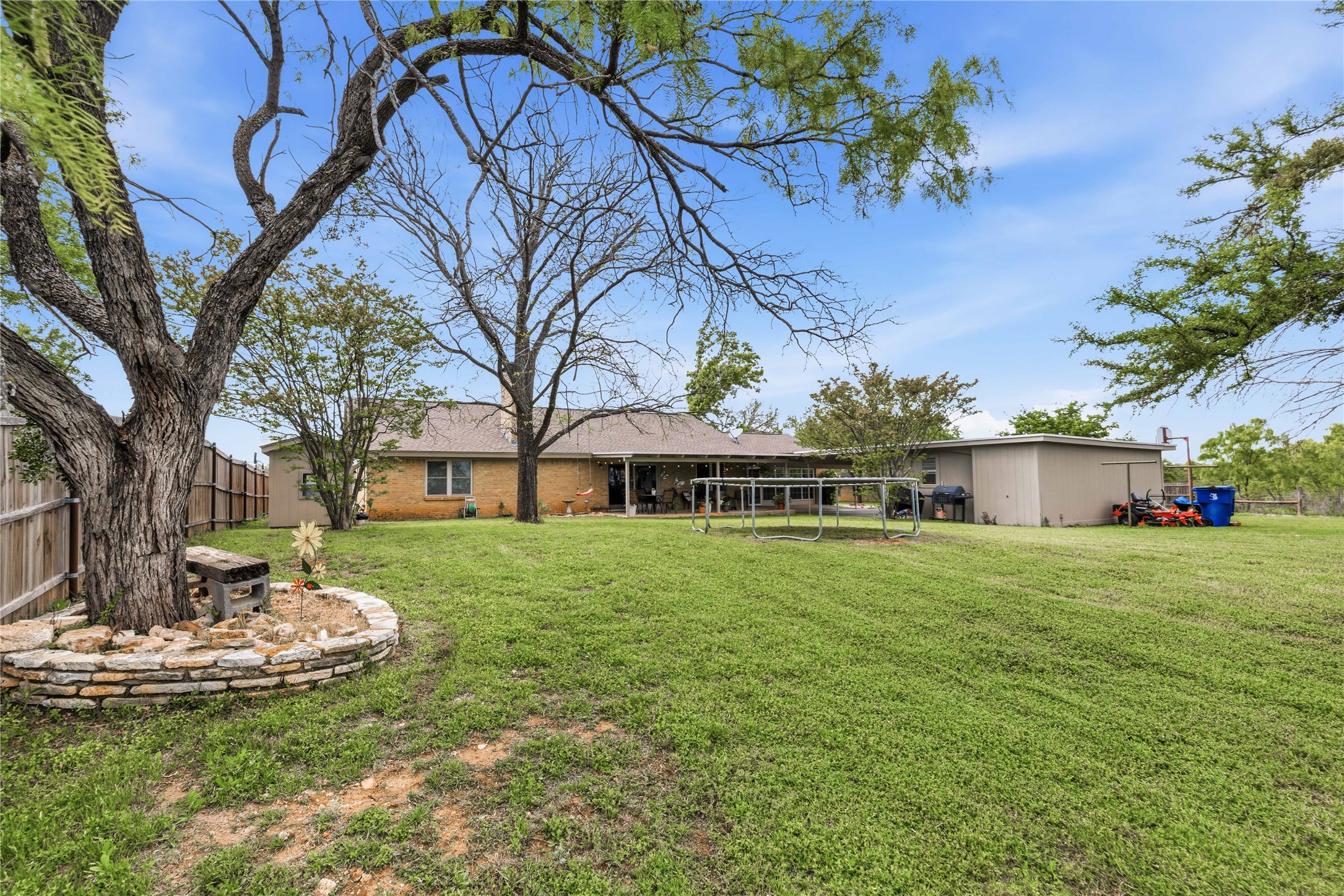 102 Lori Lane Brownwood TX 76801