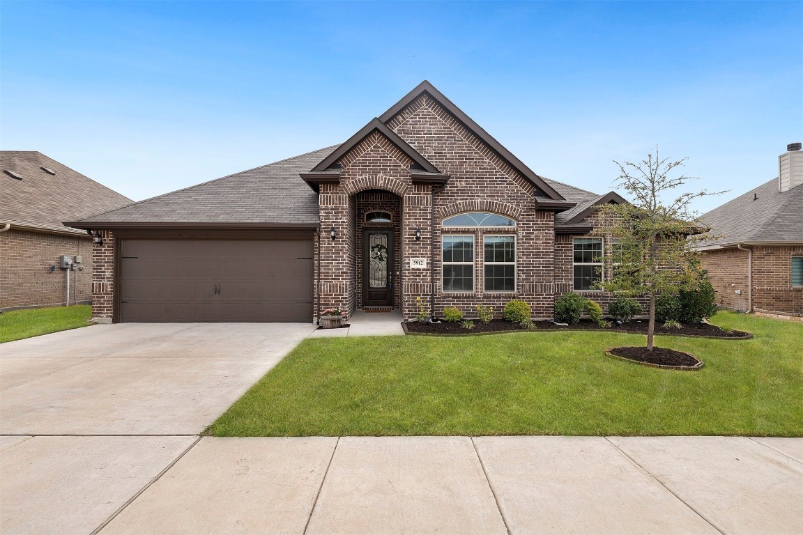 5912 Swains Lake Drive Fort Worth TX 76179